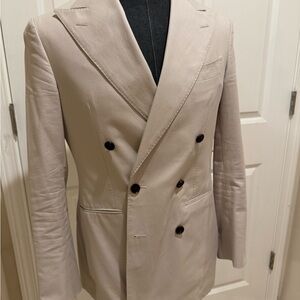 Suitsupply Cream Double-Breasted Suit